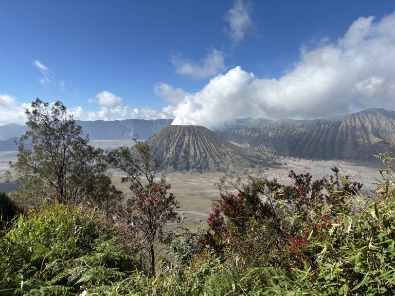 Scopri di più sull'articolo Cosa vedere a Giava: tutto quello che devi sapere