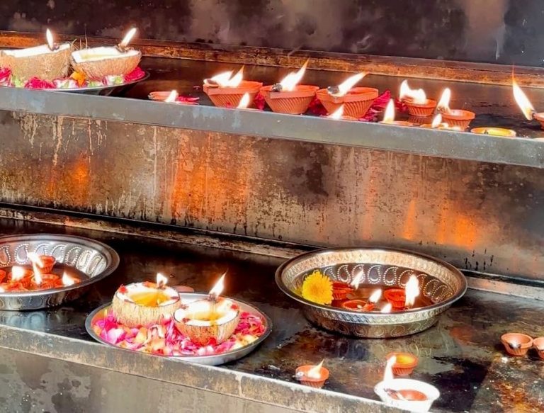 Scopri di più sull'articolo Dove si festeggia il Diwali: 7 mete da esplorare