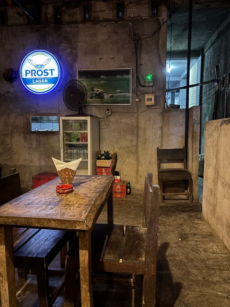 warung